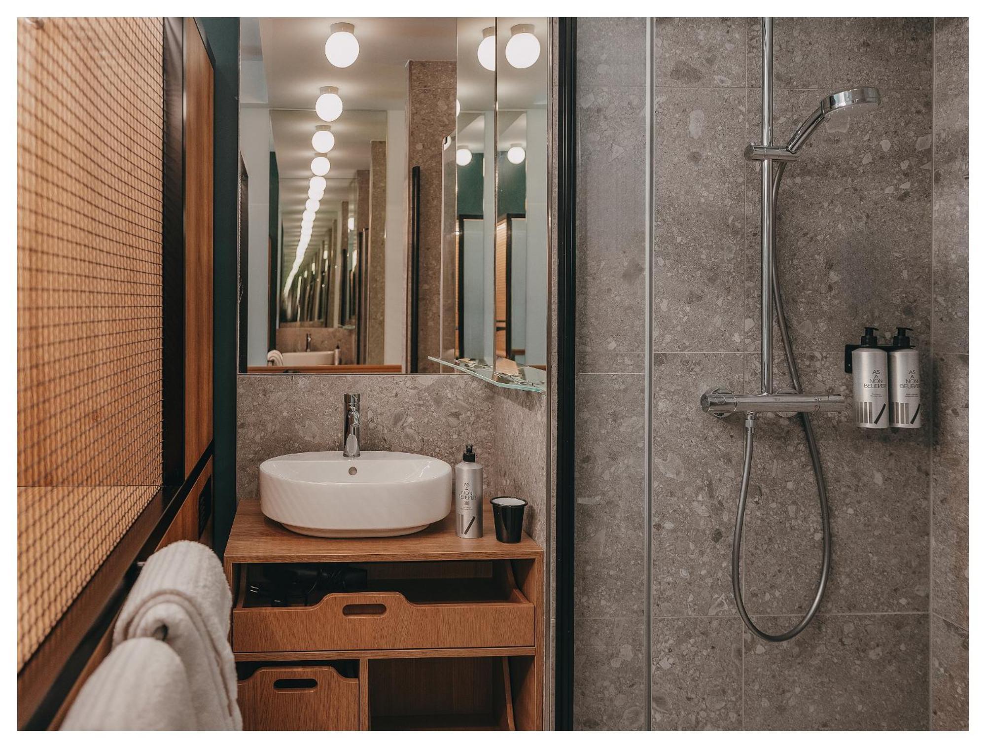 1.75 Paris Le Charme Hotel Kültér fotó